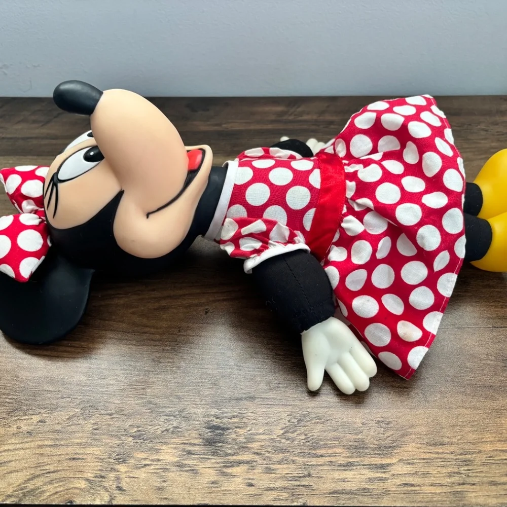 VINTAGE Disney Mouseketoys Minnie Mouse Rubber Face Soft Body Stuffed Doll Plush